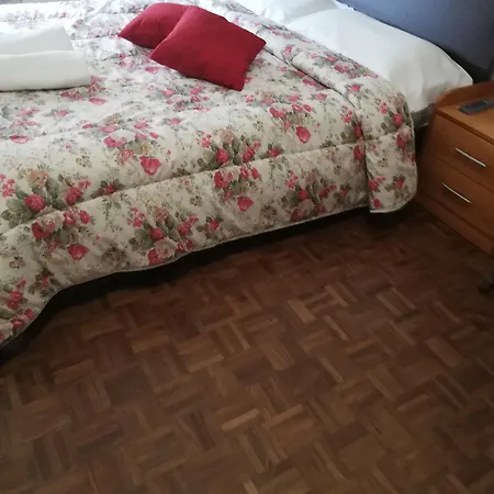 Holiday Guesthouse Pensjonat