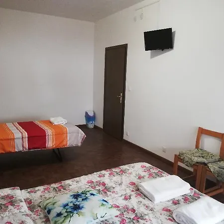 Holiday Guesthouse Pensjonat 2*