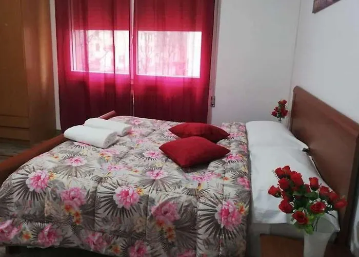 Holiday Guesthouse Vendégház Marghera