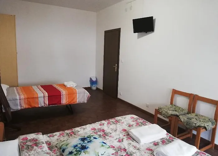 Holiday Guesthouse Vendégház 2*