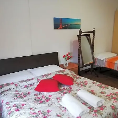 Holiday Guesthouse