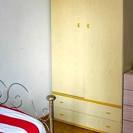 Holiday Guesthouse